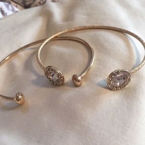 Gold bangle bracelets